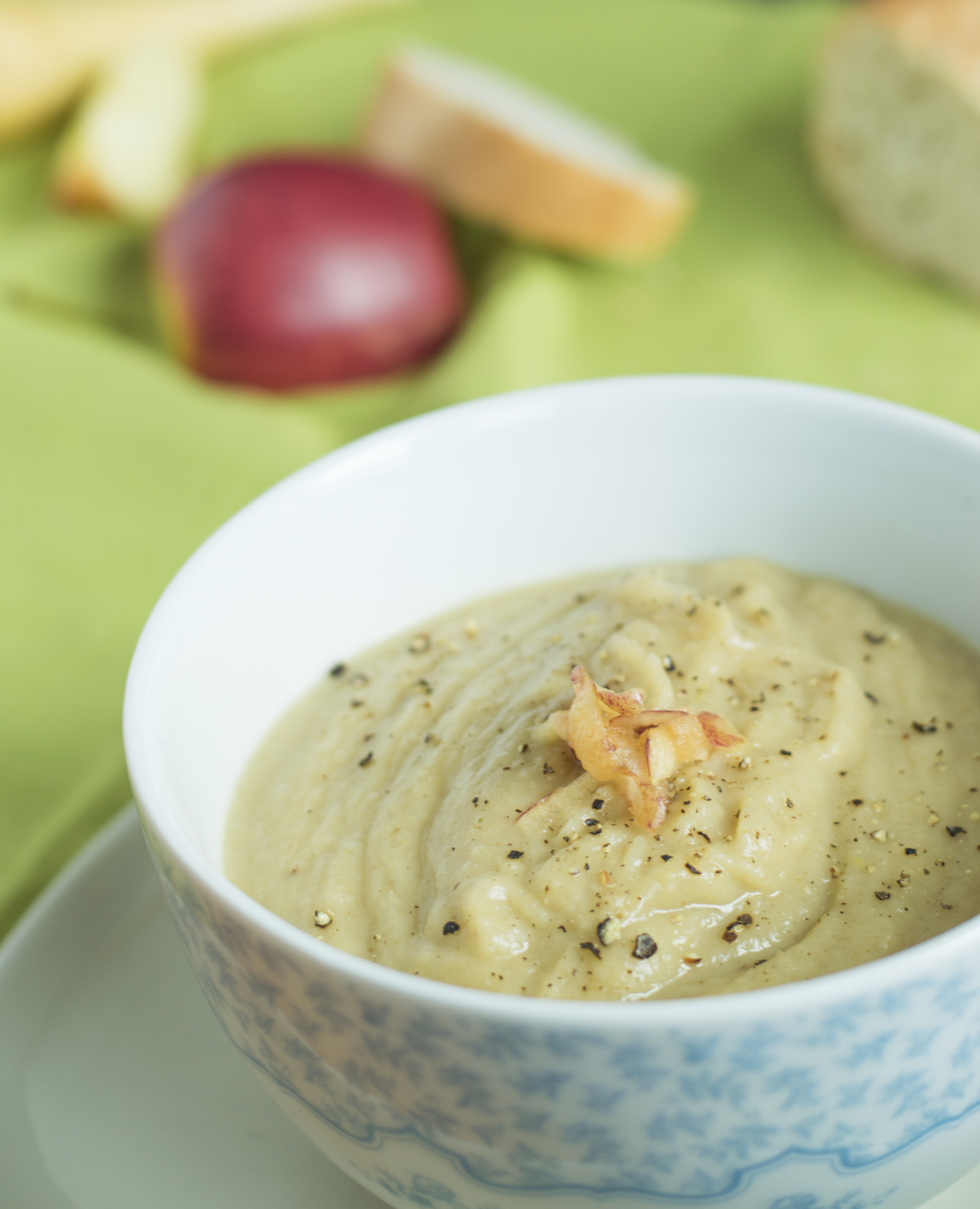 carrot-and-apple-soup-ohmydish