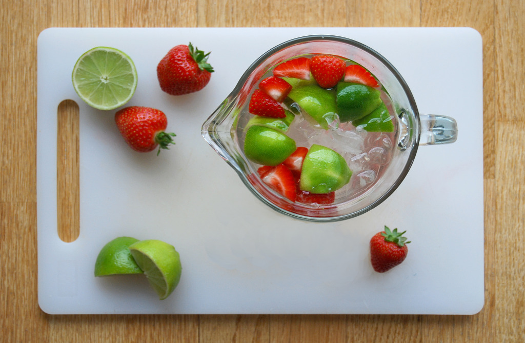 strawberry and lime water